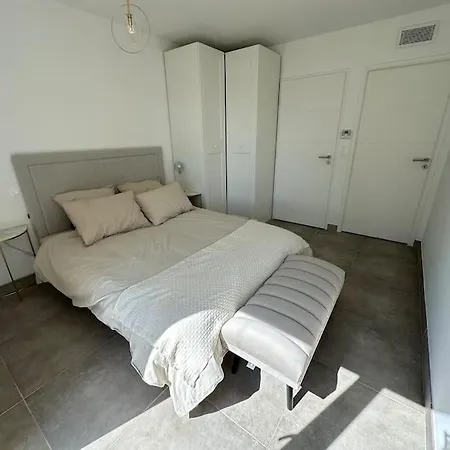 Magnifique T4 Neuf De 90m2 Avec Jardin Et Piscine Au Coeur De Maxime