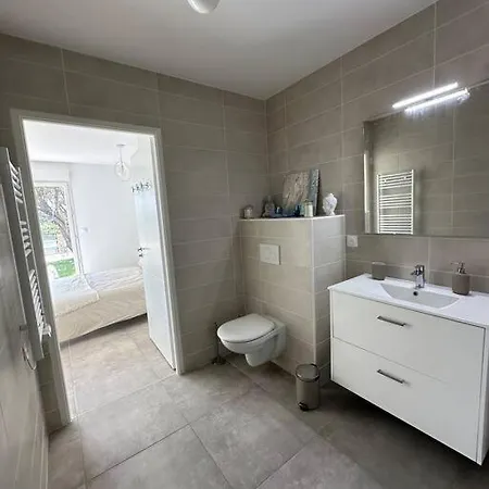Magnifique T4 Neuf De 90m2 Avec Jardin Et Piscine Au Coeur De Maxime Sainte-Maxime