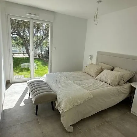 Magnifique T4 Neuf De 90m2 Avec Jardin Et Piscine Au Coeur De Maxime