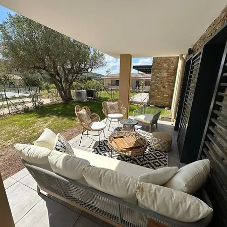 Magnifique T4 Neuf De 90m2 Avec Jardin Et Piscine Au Coeur De Maxime
