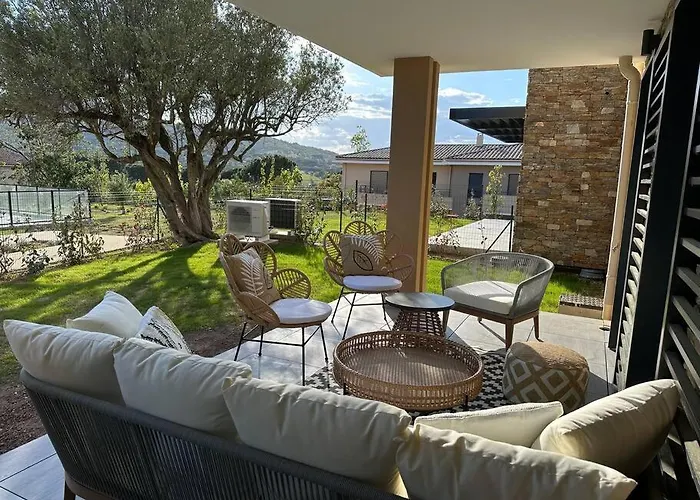 Appartamento Magnifique T4 Neuf De 90m2 Avec Jardin Et Piscine Au Coeur De Maxime *