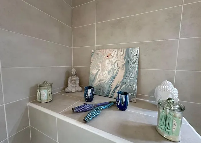 Magnifique T4 Neuf De 90m2 Avec Jardin Et Piscine Au Coeur De Maxime 圣马克西姆