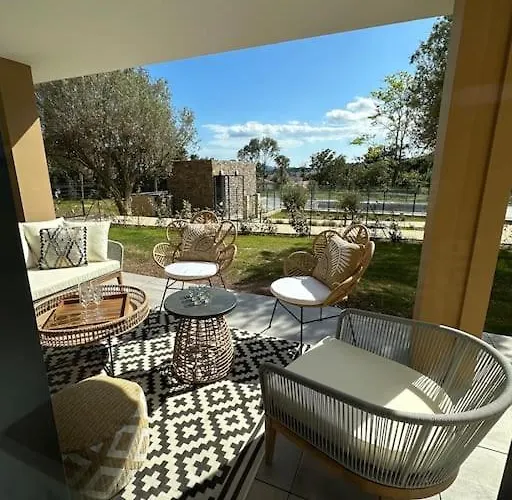 Magnifique T4 Neuf De 90m2 Avec Jardin Et Piscine Au Coeur De Maxime