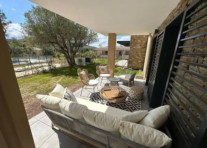 Magnifique T4 Neuf De 90m2 Avec Jardin Et Piscine Au Coeur De Maxime