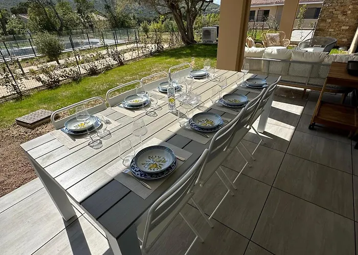 Lägenhet Magnifique T4 Neuf De 90m2 Avec Jardin Et Piscine Au Coeur De Maxime Sainte-Maxime