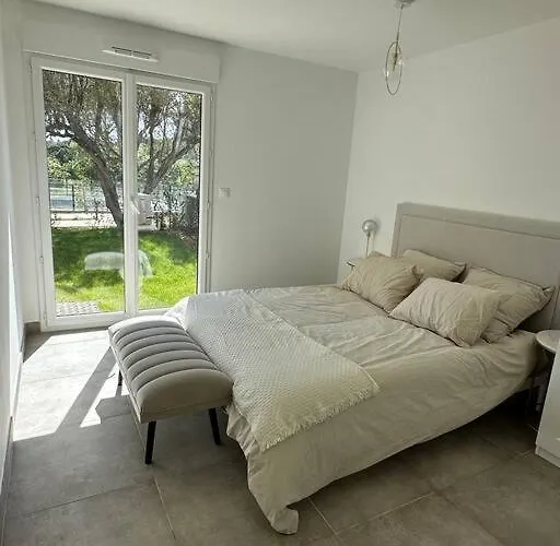 Magnifique T4 Neuf De 90m2 Avec Jardin Et Piscine Au Coeur De Maxime